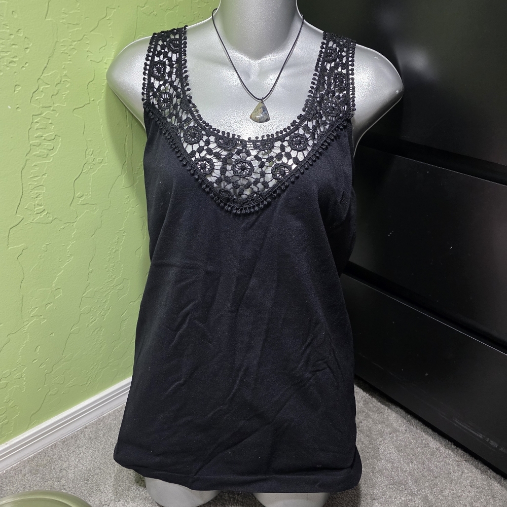 Soho Lady Black Lacy Tank Top One Size Plus